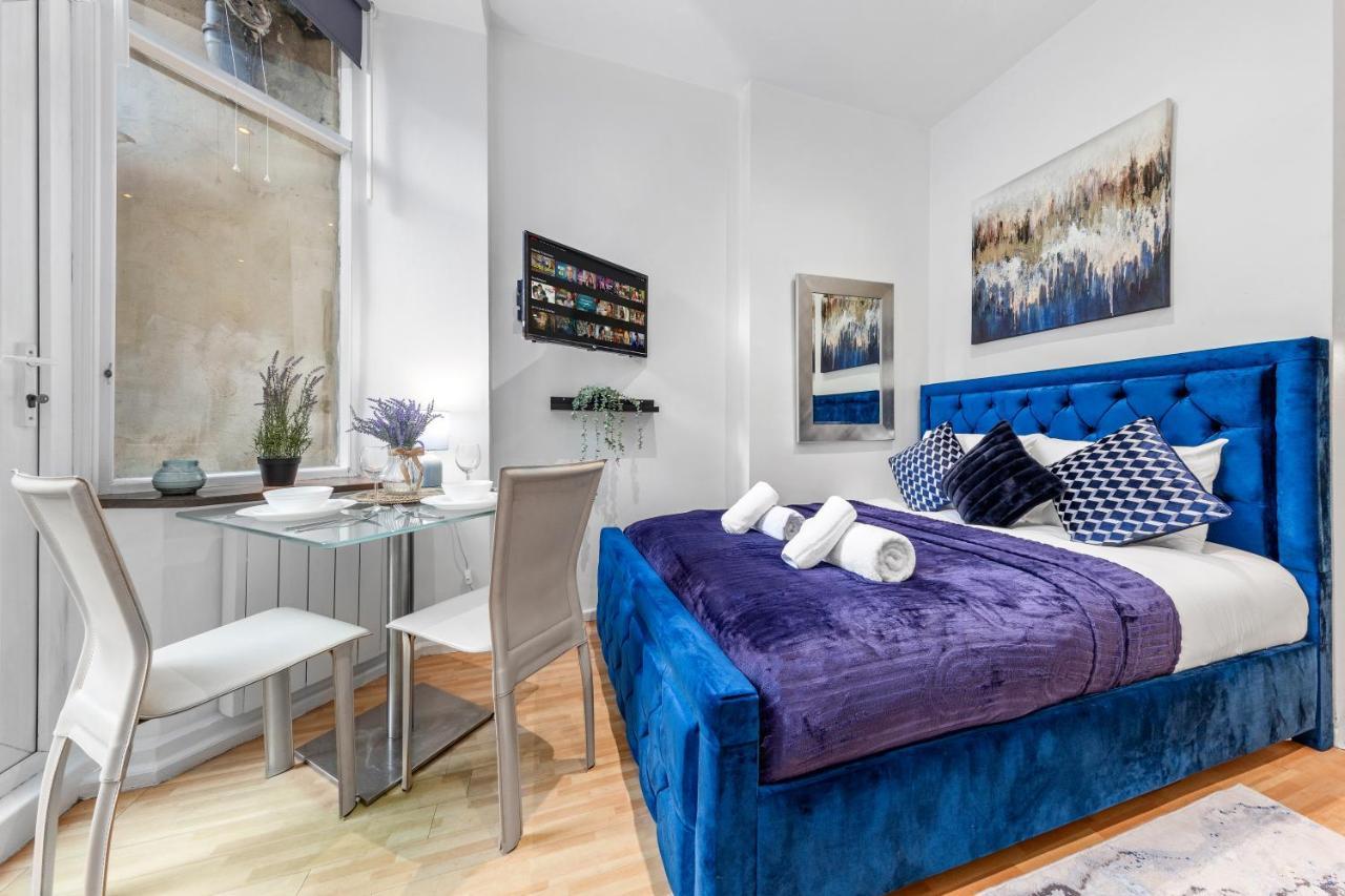Immaculate 1-bed In Londra